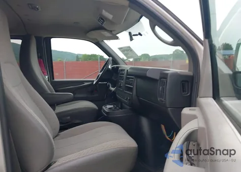 2011 GMC Savana 1500 Lt from USA, damaged, VIN 1GKS8CF45B1104871